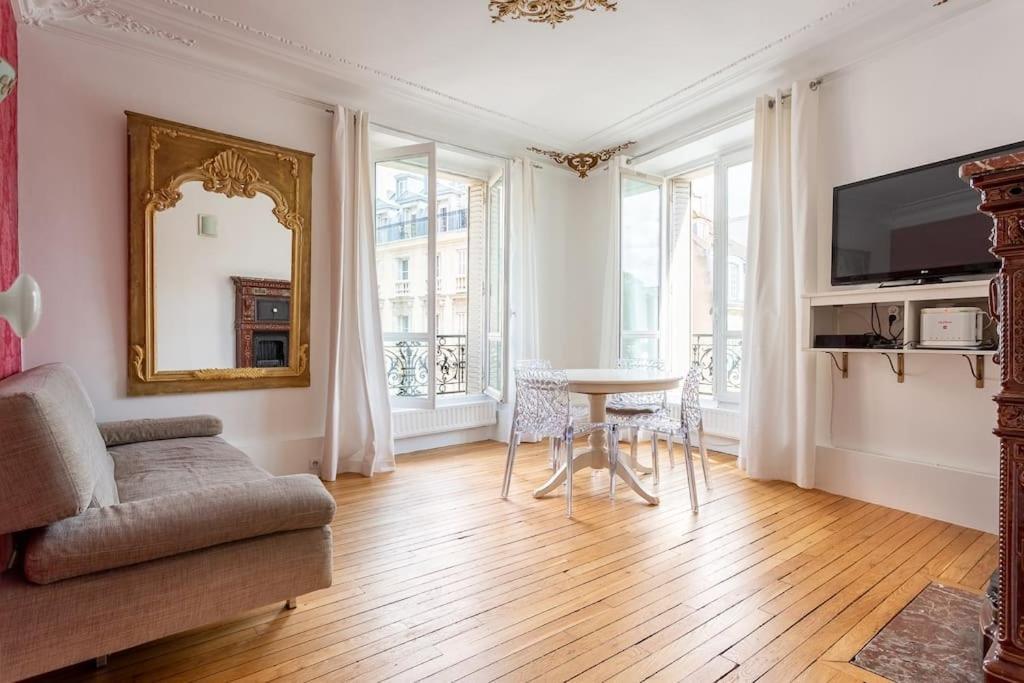 Le Marais, Fantastic View On Archives Nationales Apartamento Paris Exterior foto